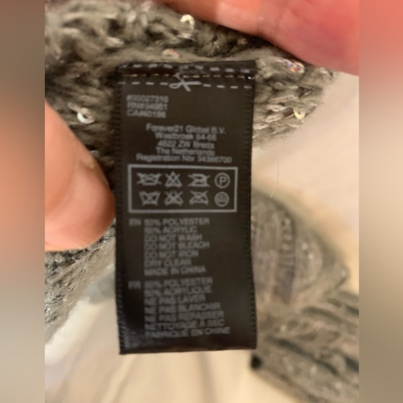 JACOB Sweater - Picture 6 of 7